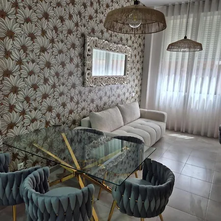 Luxury Near The And Downtown Centrum 8