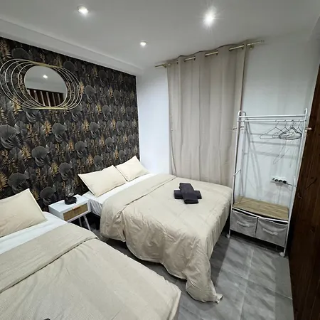Apartamento Luxury Near The And Downtown Centrum 8 *