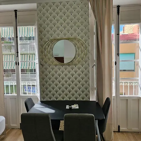 Apartment Luxury Near The And Downtown Centrum 8