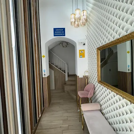 Apartment Luxury Near The And Downtown Centrum 8 *