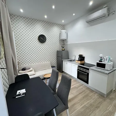 Luxury Near The And Downtown Centrum 8 *