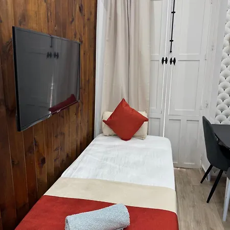 Luxury Near The And Downtown Centrum 8 * Alicante