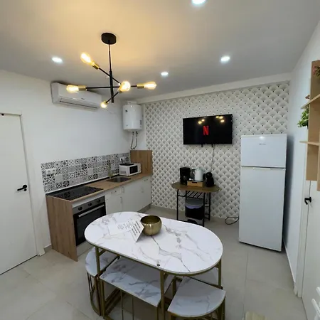 Luxury Near The And Downtown Centrum 8 Аликанте