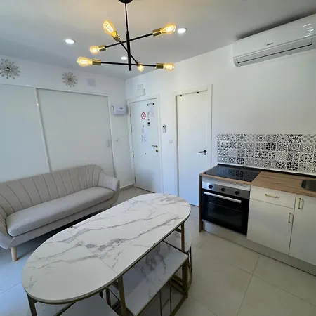 Luxury Near The And Downtown Centrum 8 Апартаменты Аликанте